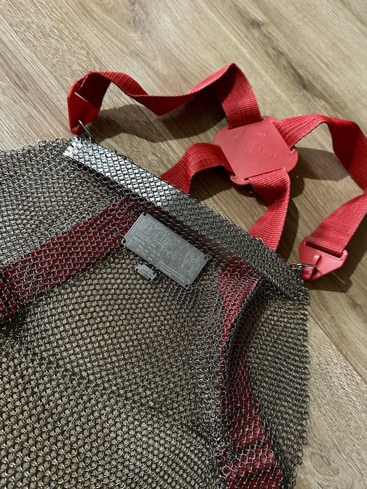 Метална ризница.