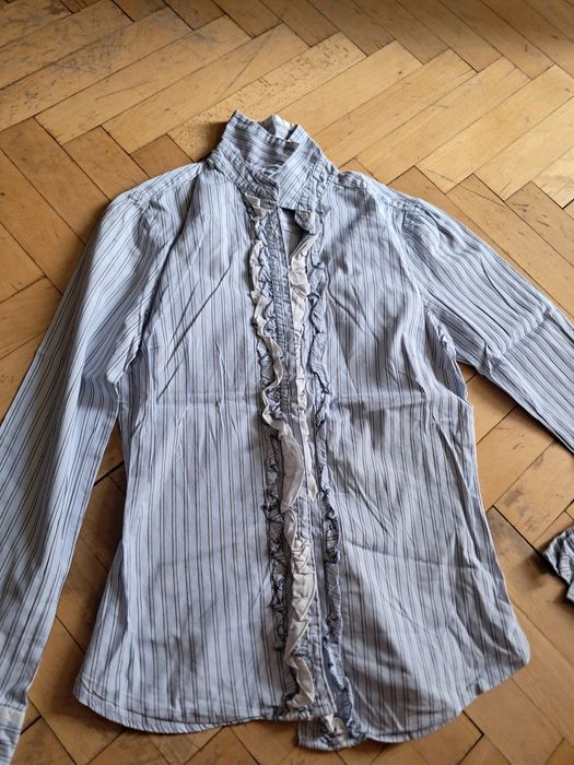 9 бр. дамски ризи - общо 8€