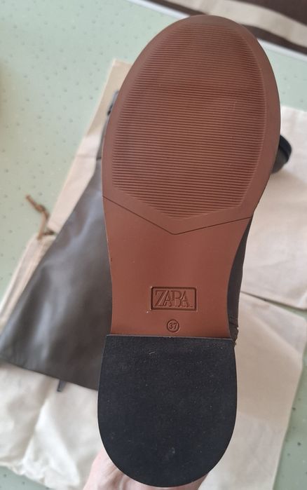Zara ботуши от естествена кожа.