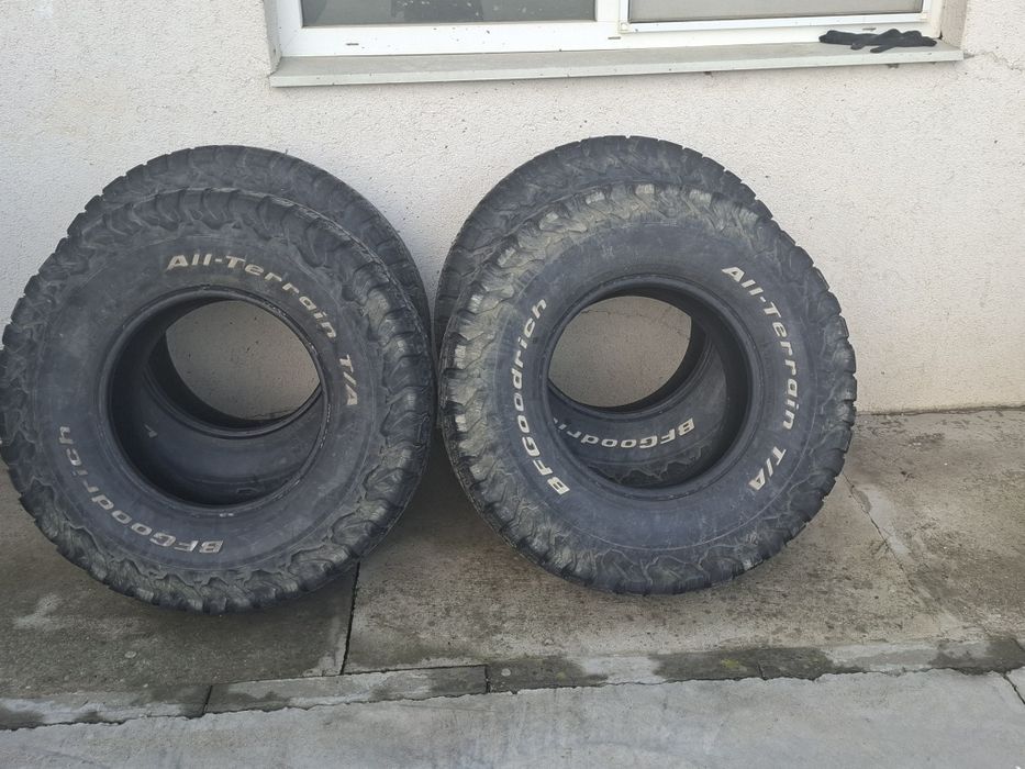 Anvelope de vânzare