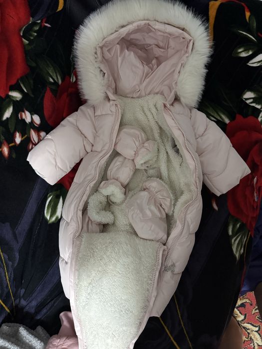 Продам детский зимний комбинезон