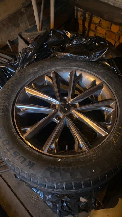 Продам комплект оригинальных дисков Jetour