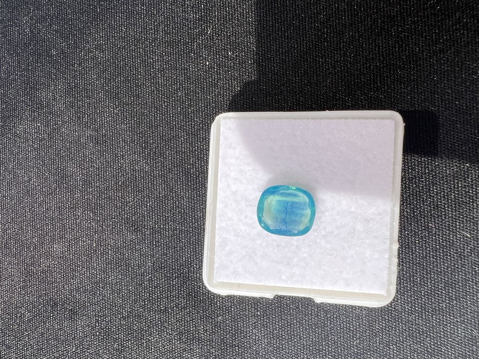 Турмалин Параиба със сертификат