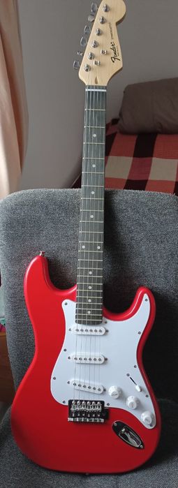 Электро гитара очень хорошем состоянии