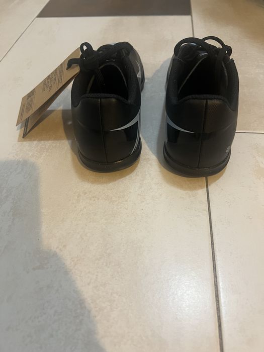 Nike mercurial чисто нови детски футболни обувки