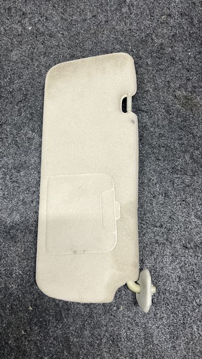 Солнцезащитный козырек Камри 25