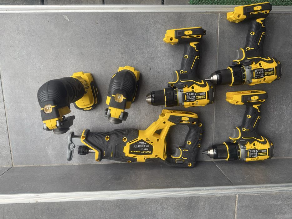 Vind set corpuri STANLEY  FATMAX  toate brhusheles noi neutilizate