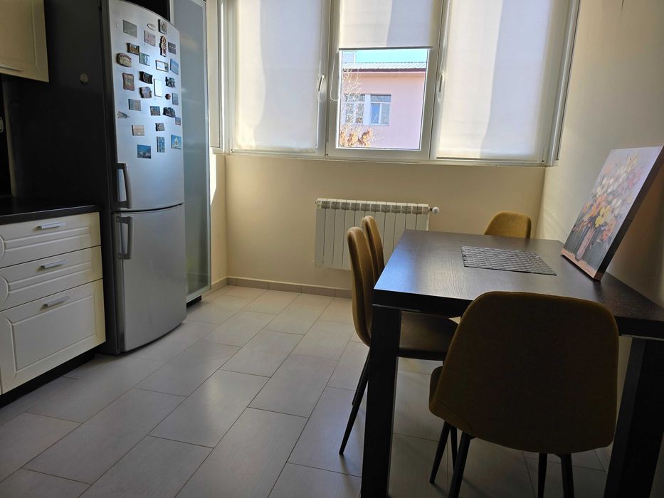 Дава се под наем Тристаен апартамент в София, Яворов - 98 кв.м за 867 € - Снимка #8