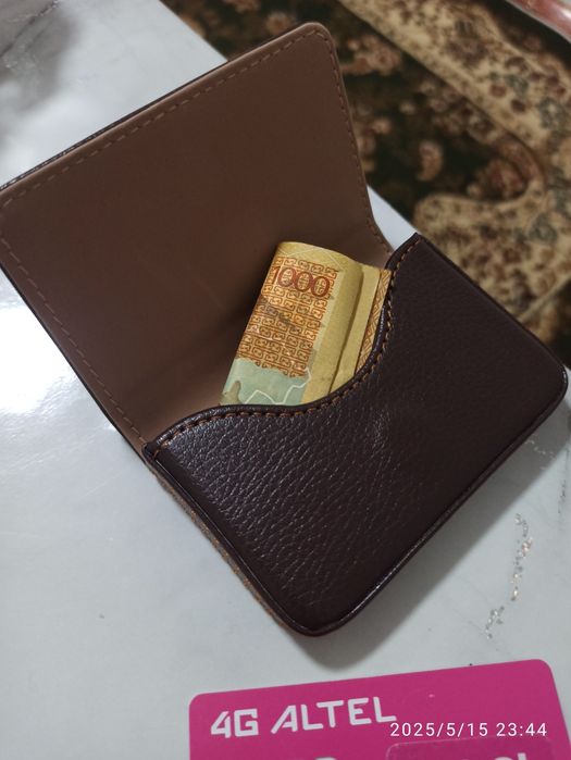 Продам визитницу