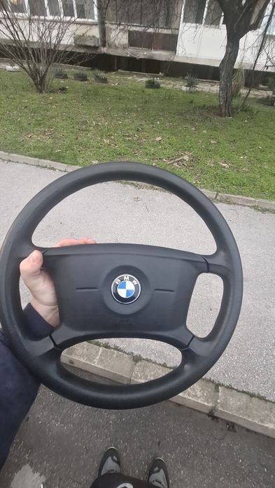 Здравейте продавам дадения волан