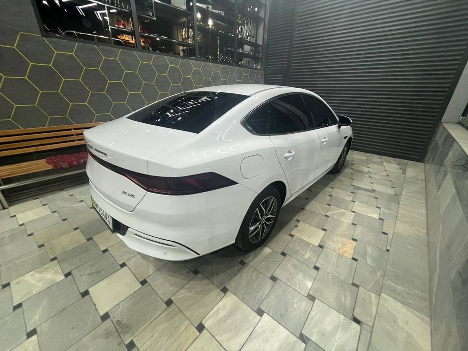BYD Qin Plus EV 2024