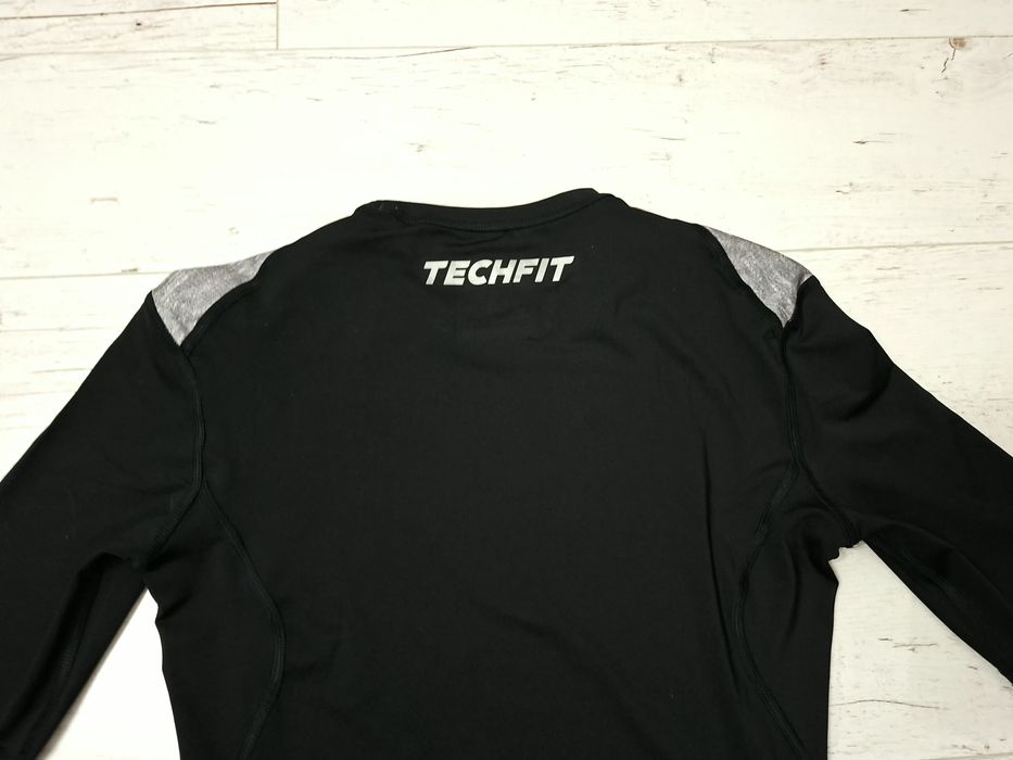 Adidas Techfit Compression-Ориг.тениска