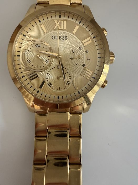 Дамски часовник Guess
