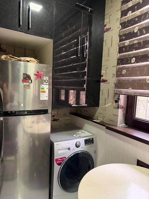 Срочно Сдаётся квартира ттз-2 базар 2-комната авторский ремонт укомпле