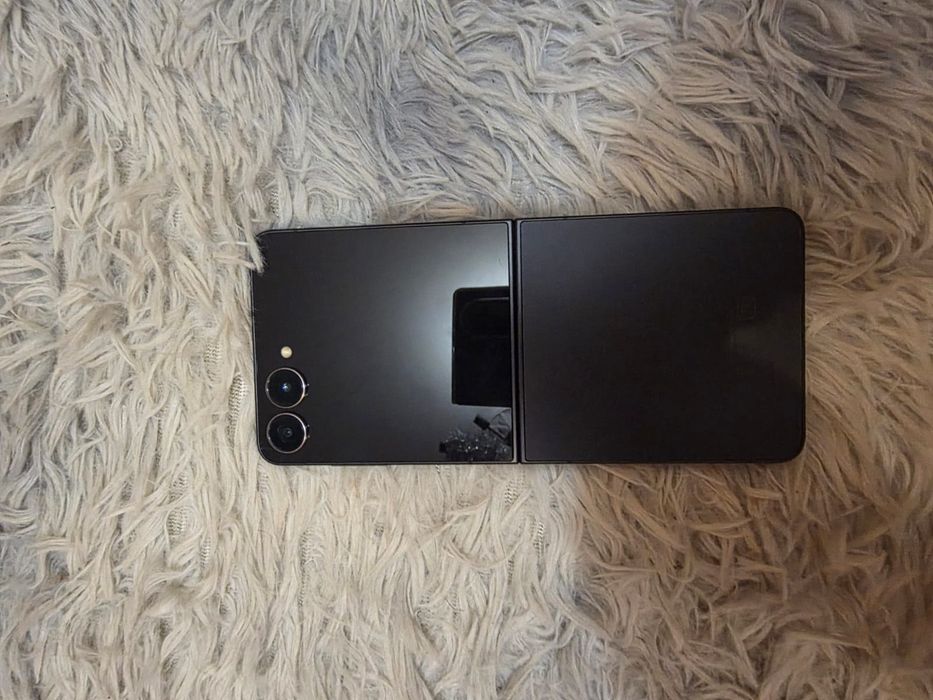 Обмен-продам Samsung Flip 7