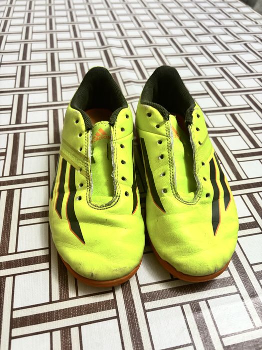 Ghete adidas sala