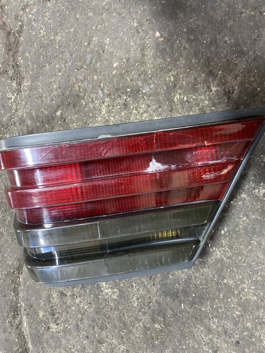 Задний стоп на Мерс w124
