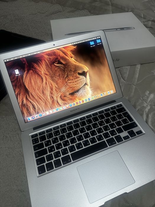 Продам Macbook Air
