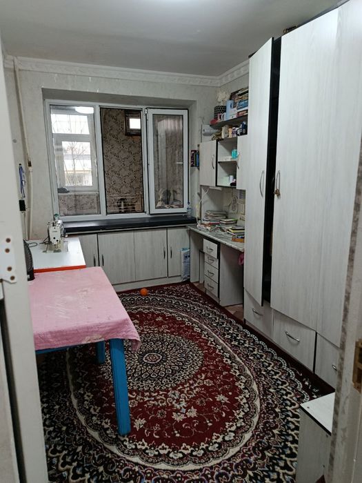 Продается 2 комнатная квартира. Гагарина. Этаж 1.