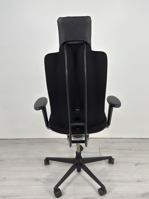 Ергономичен офис стол Vitra Headline