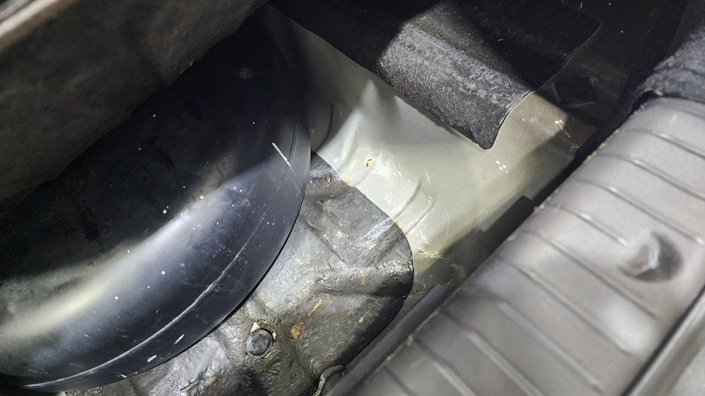 Naxt  va  barterga .