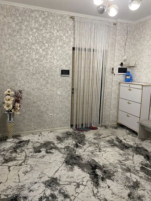 Карасу 6 3-х комнатная с ремонтом AU