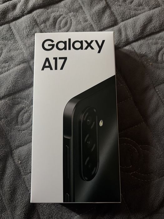 Samsung a17  черный 256 gb новай