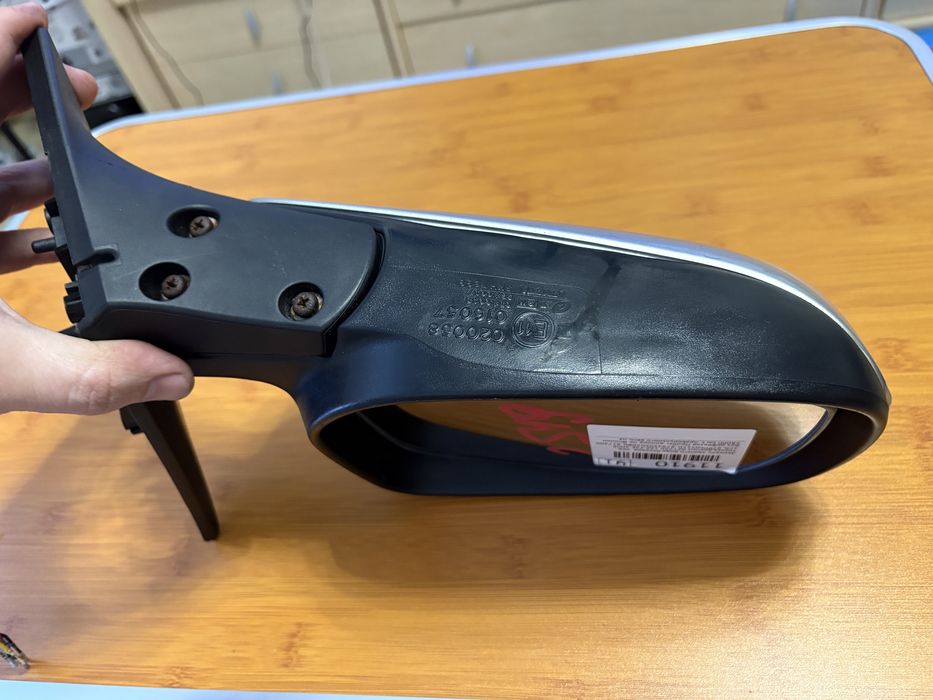 Зеркало Тойота Авенсис 2 рест (левое)