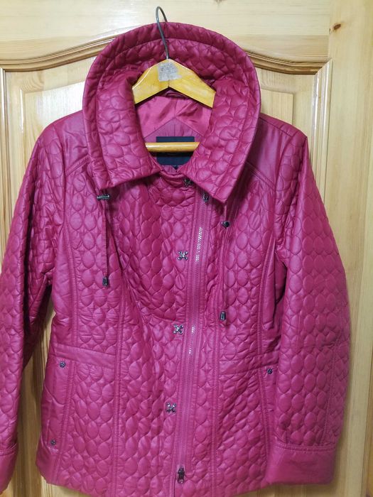 Куртка демисезонная "косуха". Пр-во Россия. Размер 48 - 50.