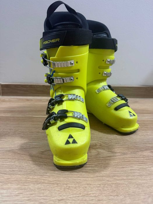 Clăpari schi copii Fischer Ranger 60 JR Thermoshape 25.5 MP / ~EU 40 – model 2024/2025