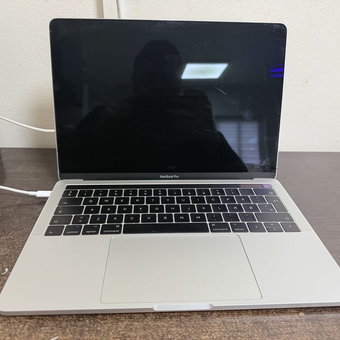 Macbook pro touchbar 2017 A1706
