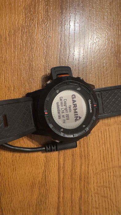 ceas Garmin Fenix curea Garmin,incarcator si cablu pret fix 200 lei