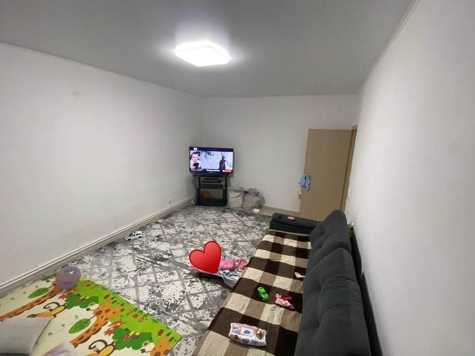 Продаётся дом на земле.