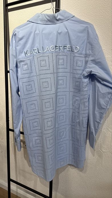 Риза Karl Lagerfeld
