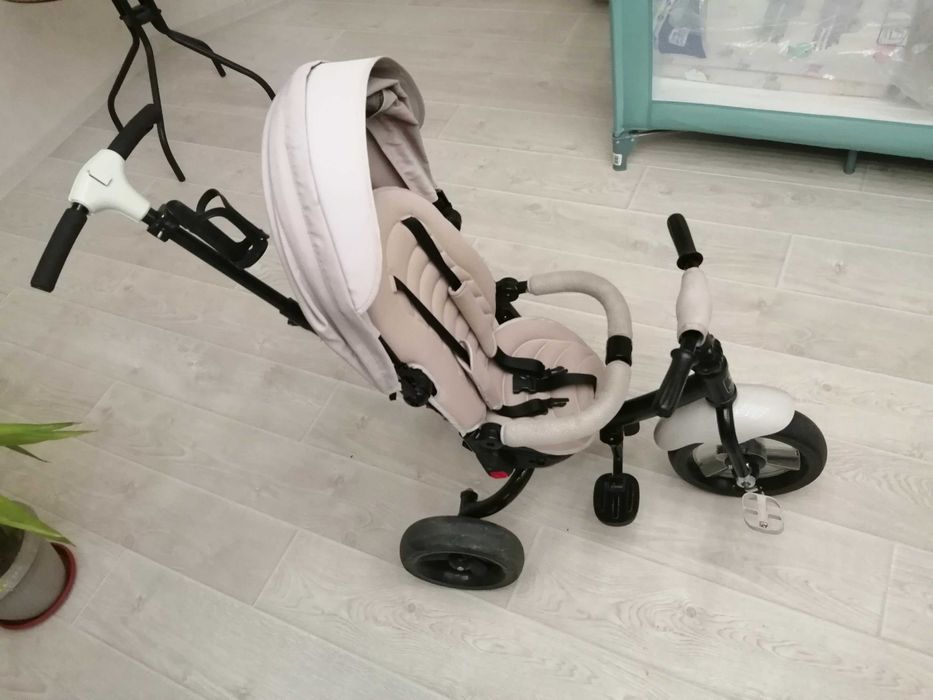 Триколка Lorelli