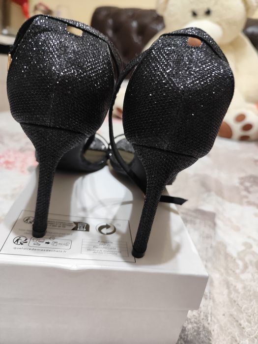 Дамски официални сандали номер 40,5/26см стелка