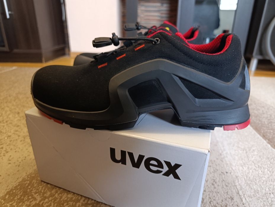 Работни обувки Uvex 42