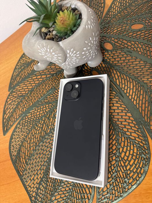 Iphone 15 84% перфектен