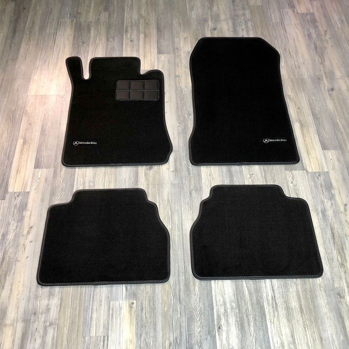 Оригинальные ворсовые коврики w210