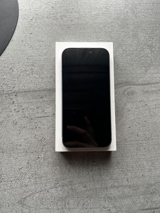 Vand iphone 15 128gb