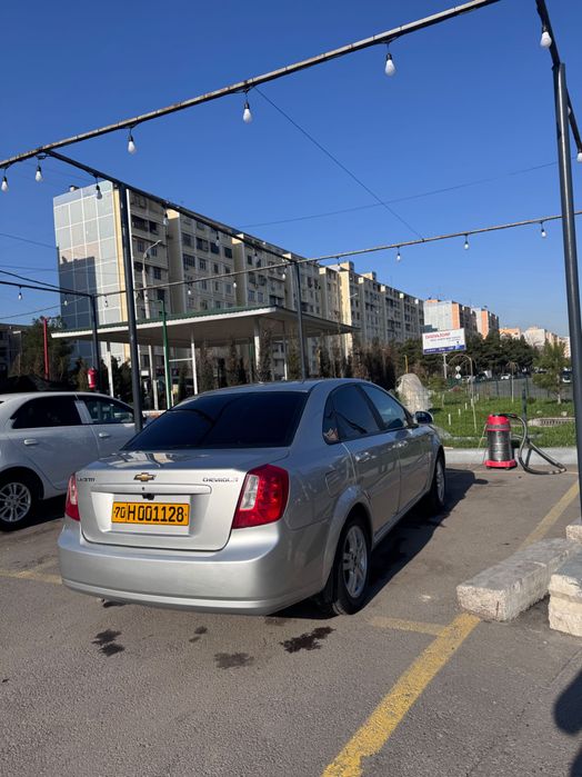 Lacetti 2013 1.6 avtomat