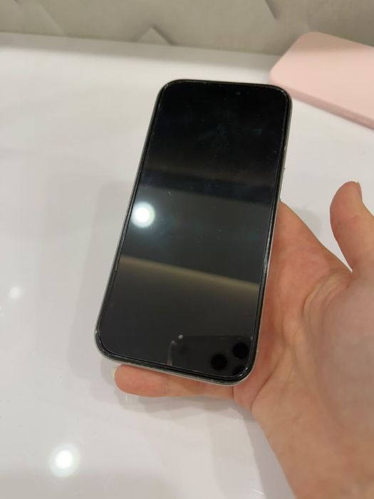 Продам iPhone 16pro