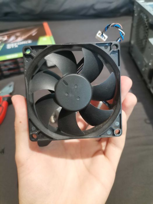 Компютър за игри или работа