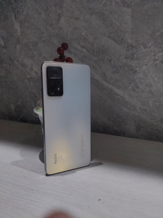 Продам Redmj note 11 pro