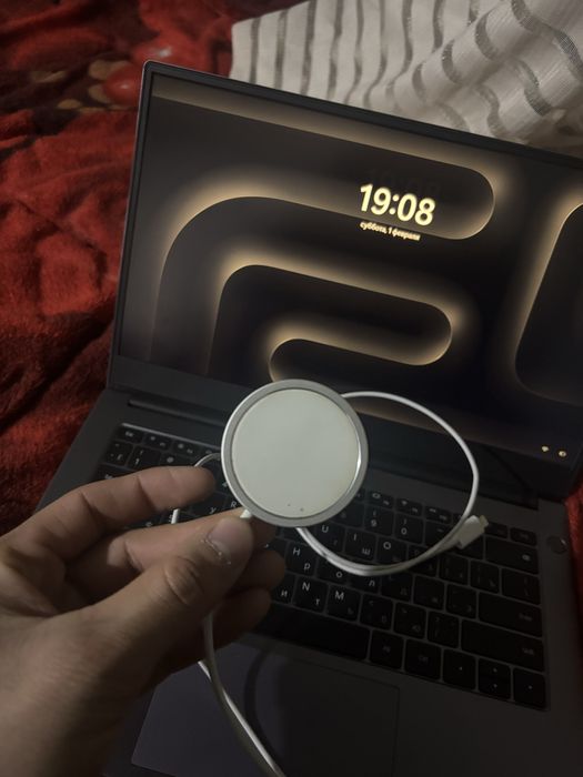 Magsafe зарядник янги