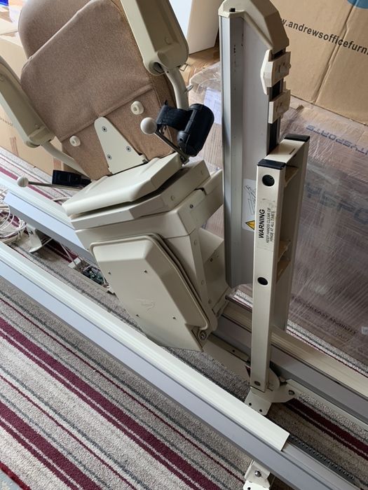 Lift / scaun pentru persoane cu dizabilitati