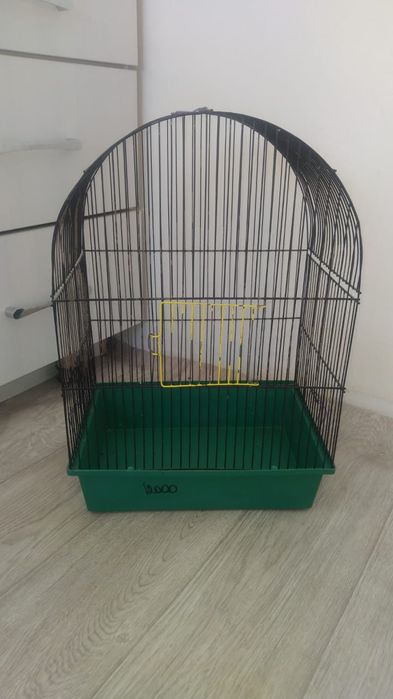 Продам клетку 35*24. Высота 51см