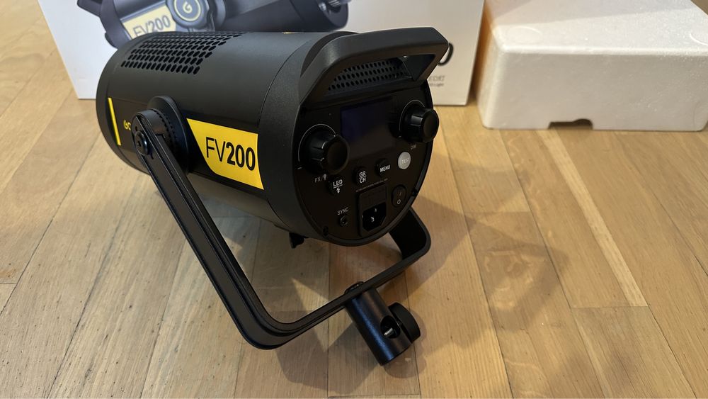 Godox FV200 Hibrid Lampa Foto Video LED 200W cu functie Blitz