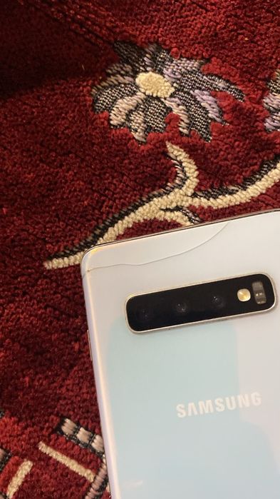 Samsung s10 хороший экран рабочий