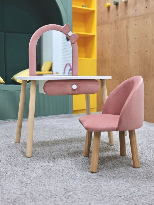 Трюмо для девочек